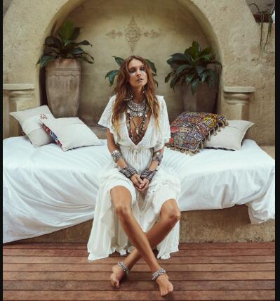 Saida De Praia Feminino 2019 Beautiful Dresses Long Dresses For Women Beach Wear White Lace Dress Bohemian Lady Dress Maxi Frock