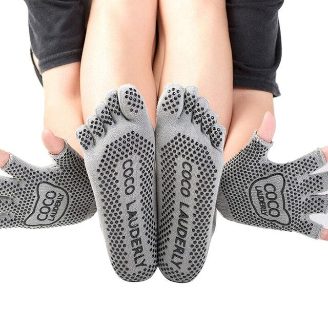 Yoga Non-slip Gloves Five Finger Socks Set Pure Cotton Sweat-absorbent Toe Socks Sweat-absorbent Breathable Fitness Suit