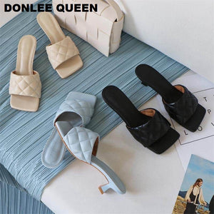 2020 Square Toe Slippers Women Peep Toe Med Heel 4cm Slides Summer Shoe Women Embroidery Mule Massage Outsole Slipper Size 35-41