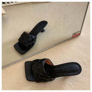 2020 Square Toe Slippers Women Peep Toe Med Heel 4cm Slides Summer Shoe Women Embroidery Mule Massage Outsole Slipper Size 35-41