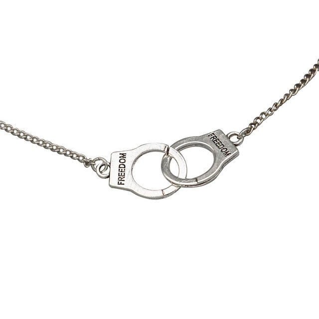 Retro Pistol Handcuffs Gun Pendant Necklace For women Punk Antique Weapon Alloy Beads Chains Jewelry Party Gifts