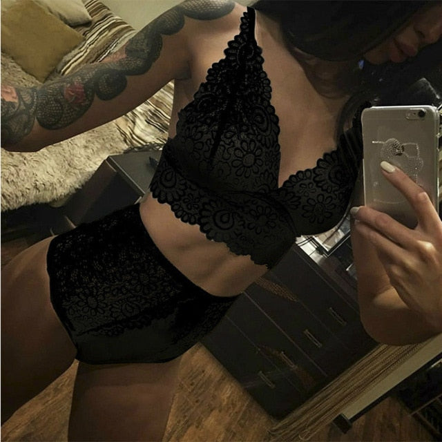 2pcs/Set Hot sale solid high waist sexy Perspective lace Women Open Underwear Sexy Lace Bra Panties Set Plus Size S-5XL Bralette