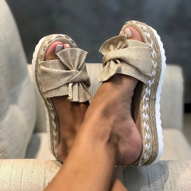 2020 Top-selling Women Sandals Plus Size Butterfly Bow Slippers Summer High Heel Shoes Big Flower Design Slippers