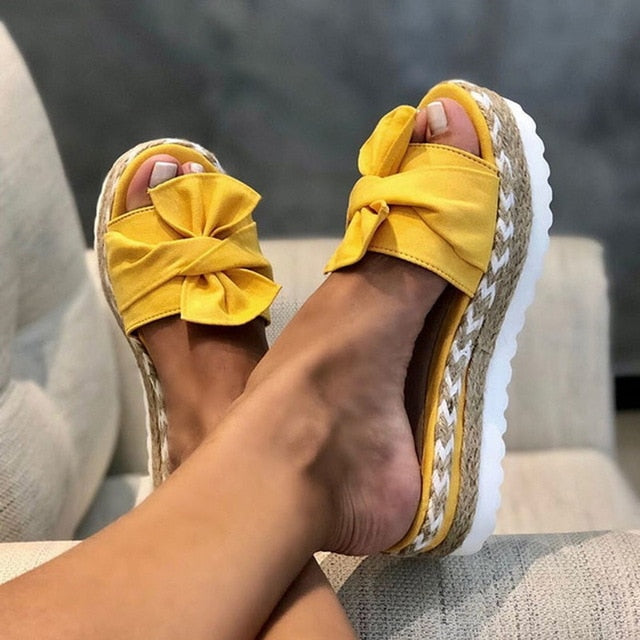 2020 Top-selling Women Sandals Plus Size Butterfly Bow Slippers Summer High Heel Shoes Big Flower Design Slippers