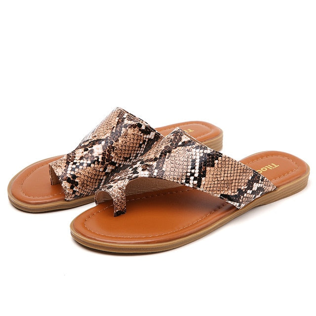 LAASIMI 2020 Summer Women Slippers Bunion Sandals Casual Flat Slip On Shoes Female Flip Flops Women Slides Orthopedic Corrector