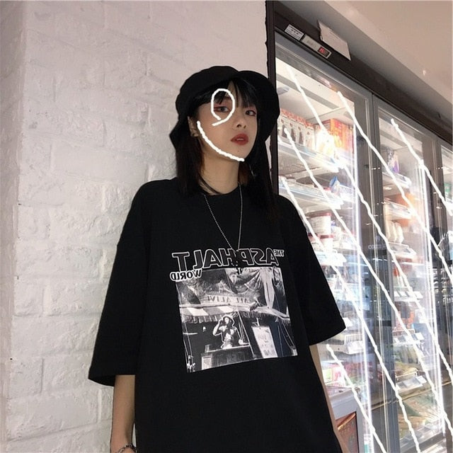 Japanese anime print graphic tees Women shirts Ulzznag short Sleeve Summer Tshirt Tops harajuku Loose Unisex Hip Hop Streetwear