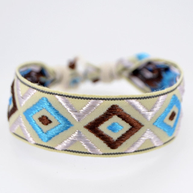 Bohemia Style Weave Rope Friendship Bracelets For Woman Men Cotton Handmade Charm Bracelet & Bangles Ethnic Jewelry Gifts