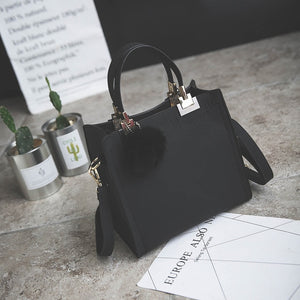 Female shoulder bags for women 2020 New fashion crossbody bag luxury handbags women bags designer travel Hairball bag