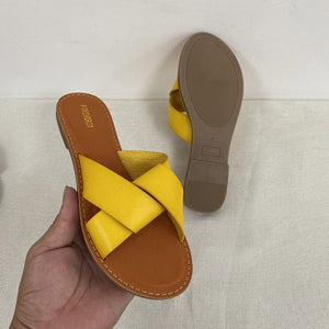 NAN JIU MOUNTAIN Flat Sandals Summer Women's Slippers Leather Comfortable Sole Cross Weave 8 Colors Woman Shoes Solid Color
