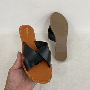 NAN JIU MOUNTAIN Flat Sandals Summer Women's Slippers Leather Comfortable Sole Cross Weave 8 Colors Woman Shoes Solid Color