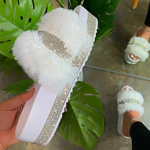 Women Fur Slippers Furry Slides Summer Bling Faux Sliders Sandals Plush Flat Casual Shoes Home Slippers Comfortable Shoes 2020