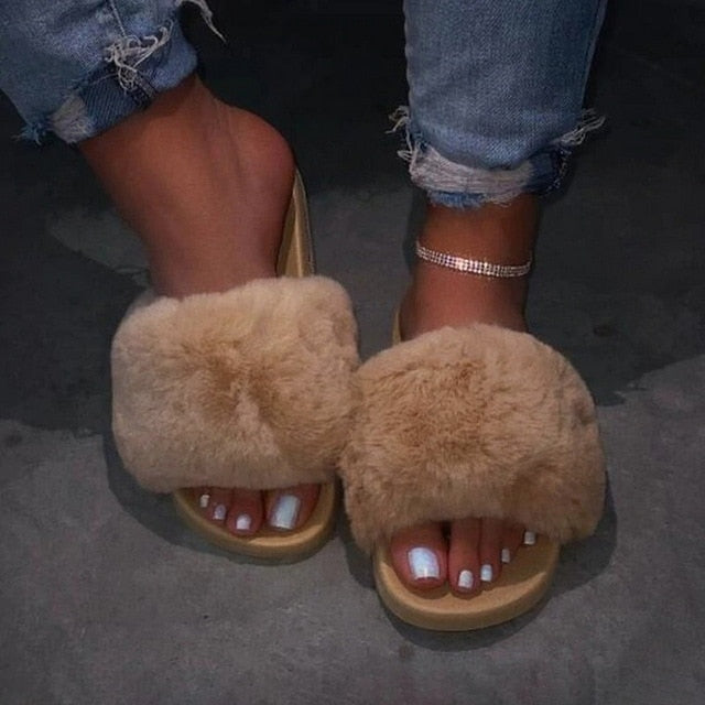 Women Fur Slippers Furry Slides Summer Bling Faux Sliders Sandals Plush Flat Casual Shoes Home Slippers Comfortable Shoes 2020