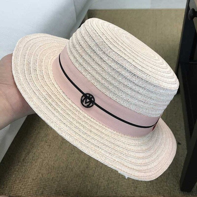 Classic Unisex Straw Fedora Derby Hat Wide Brim Beach Hat Summer Cap Sun Hat for women Men Flat Top Church Derby Cap Couple Tee