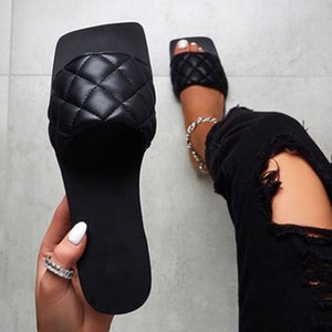 Women Slippers Fashion Summer Shoes For Women Flat Sandals Rubber Shoes 2020 PU Leather Slides Plus Size Femme Slides