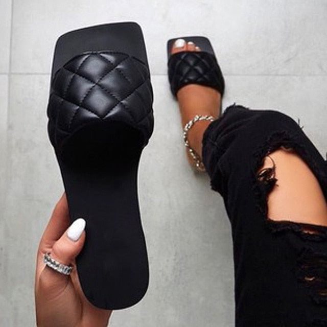 Women Slippers Fashion Summer Shoes For Women Flat Sandals Rubber Shoes 2020 PU Leather Slides Plus Size Femme Slides