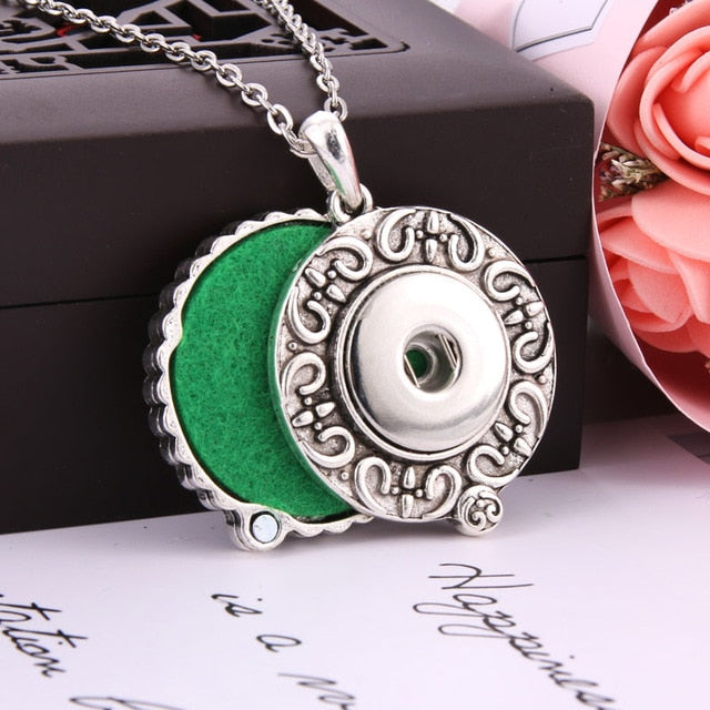 2019 New Rose rhinestone Snap Jewelry Perfume Aromatherapy Lockets Aroma Diffuser Necklace Fit 20mm 18mm Snap Button Jewelry